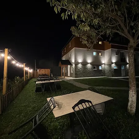 Szálloda Chestnut Hill Bajram Curri