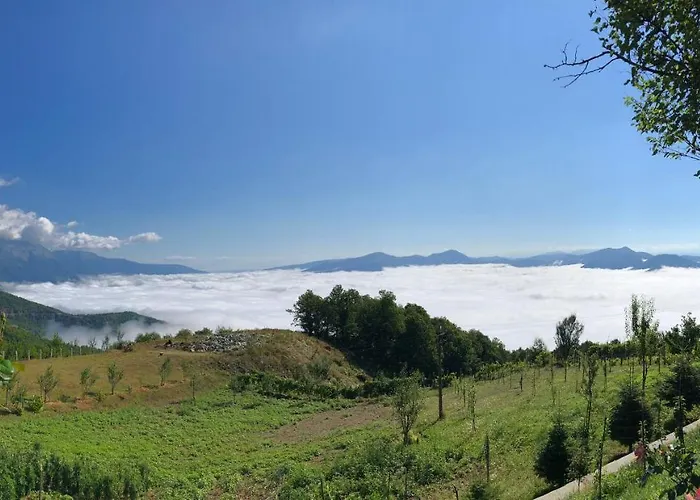 Hotel Chestnut Hill Bajram Curri