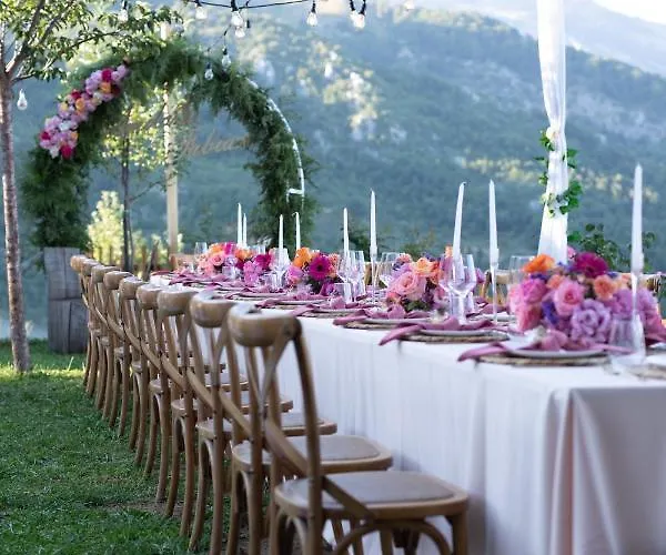 Hotel Chestnut Hill 3*