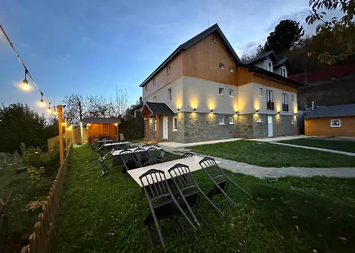 Chestnut Hill Hotel 3*