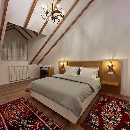 Chestnut Hill Hotel