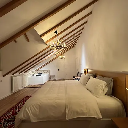 Hotel Chestnut Hill Bajram Curri